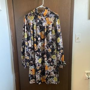 Who What Wear Brand High Necked long sleeved Dress/Size XXL